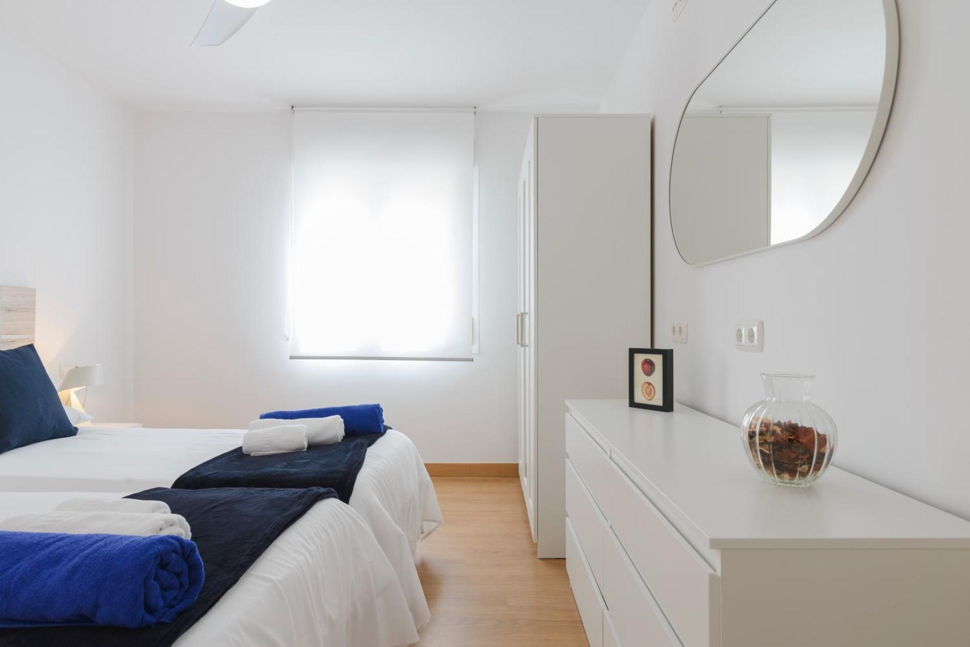 Sea Front Apartment In Marbella Center Buitenkant foto